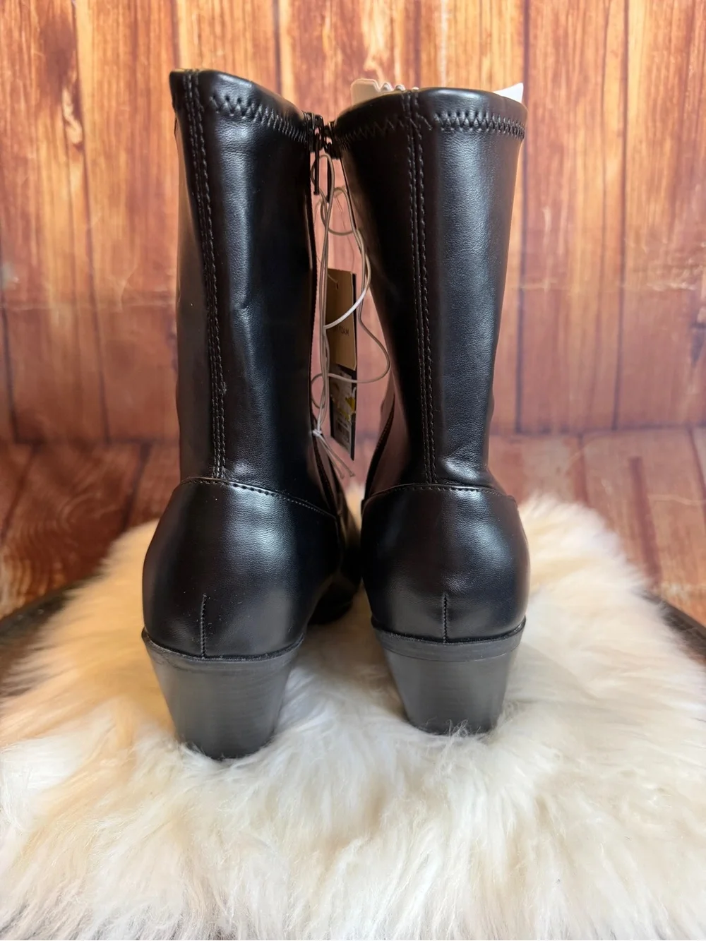 Universal Thread Women’s Black Western Ankle Boots Faux Leather Size 9.5